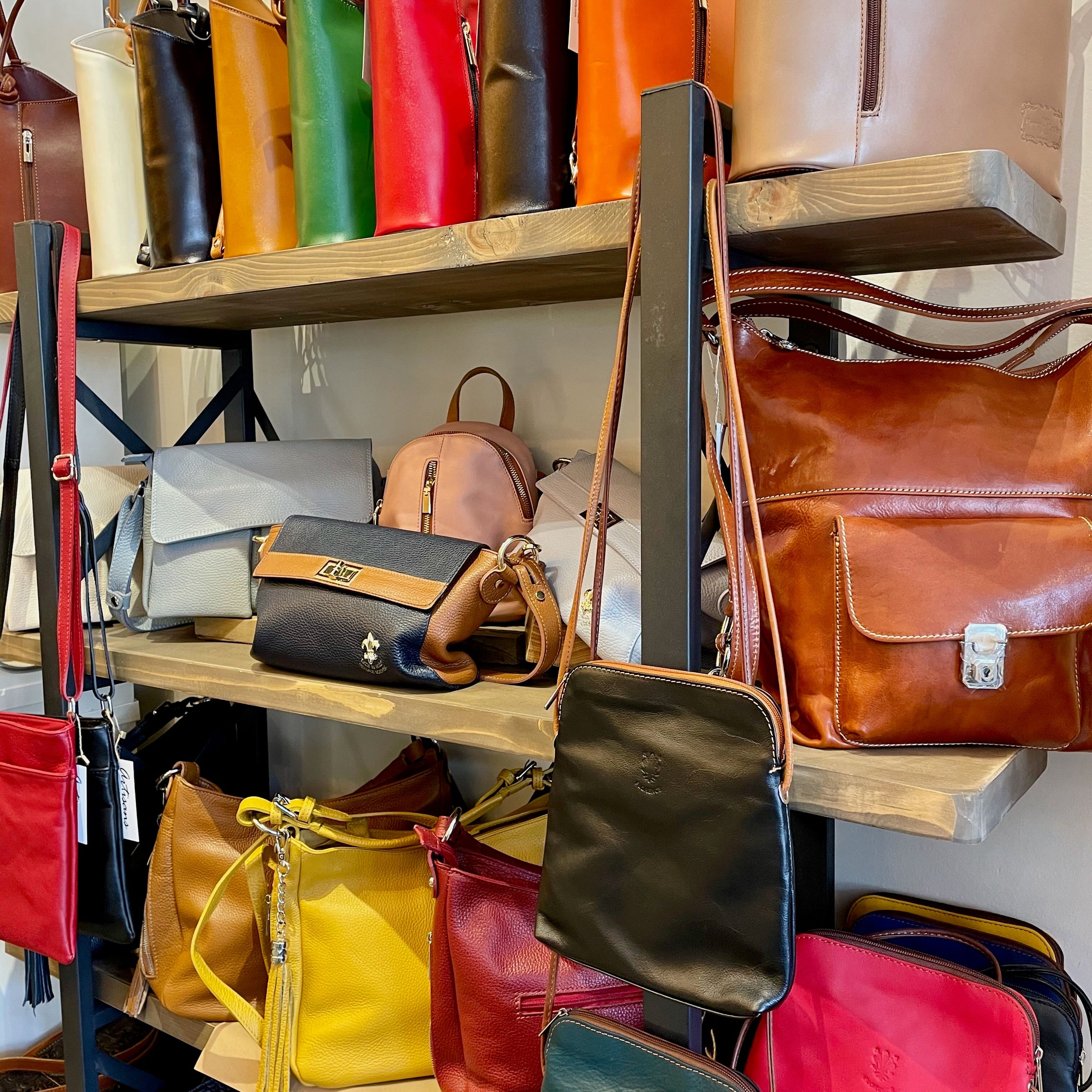 All Purses & Handbags