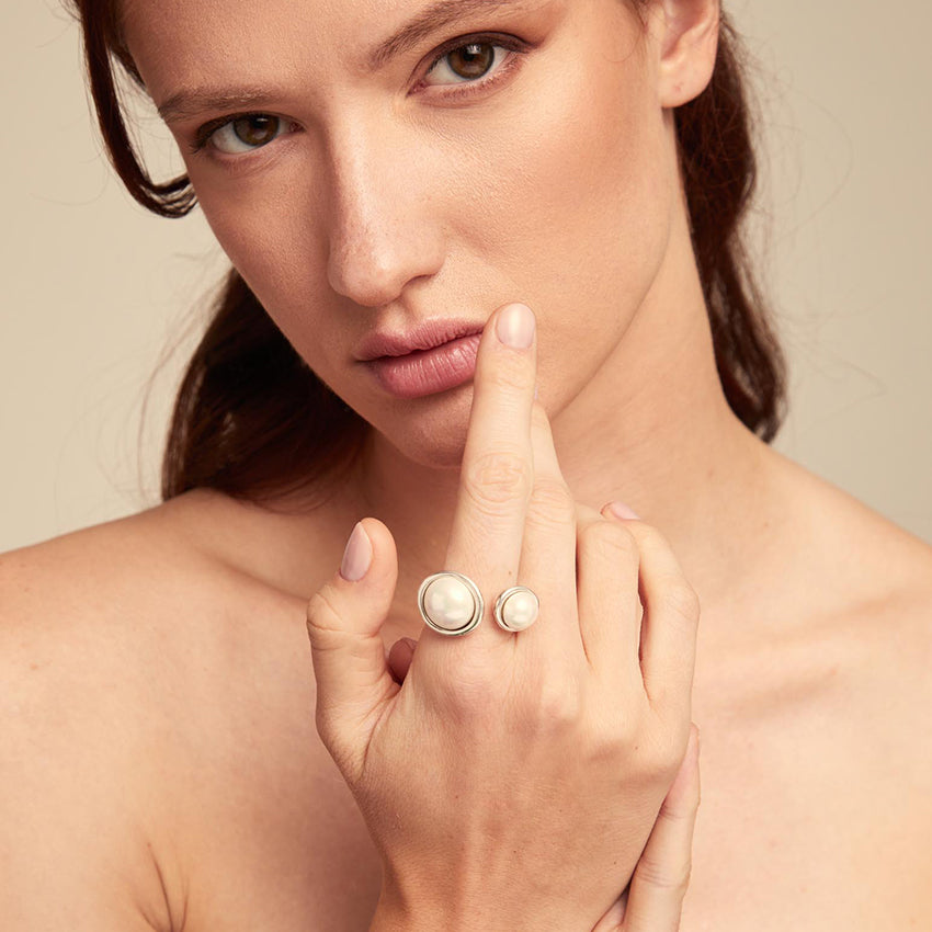 Artsy Artsy ring on model