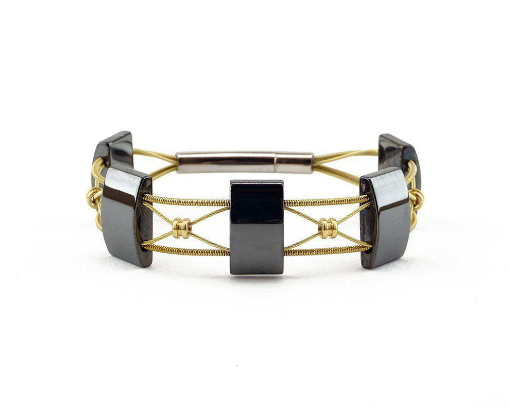 Mer Sal Guitar String Bracelet | Artisans.
